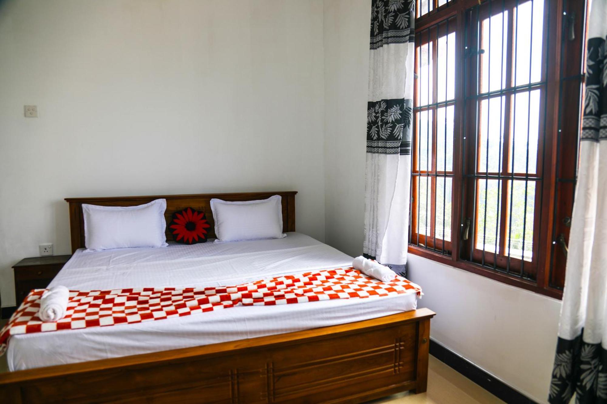 Mountain Bliss Villa Peradeniya Luaran gambar