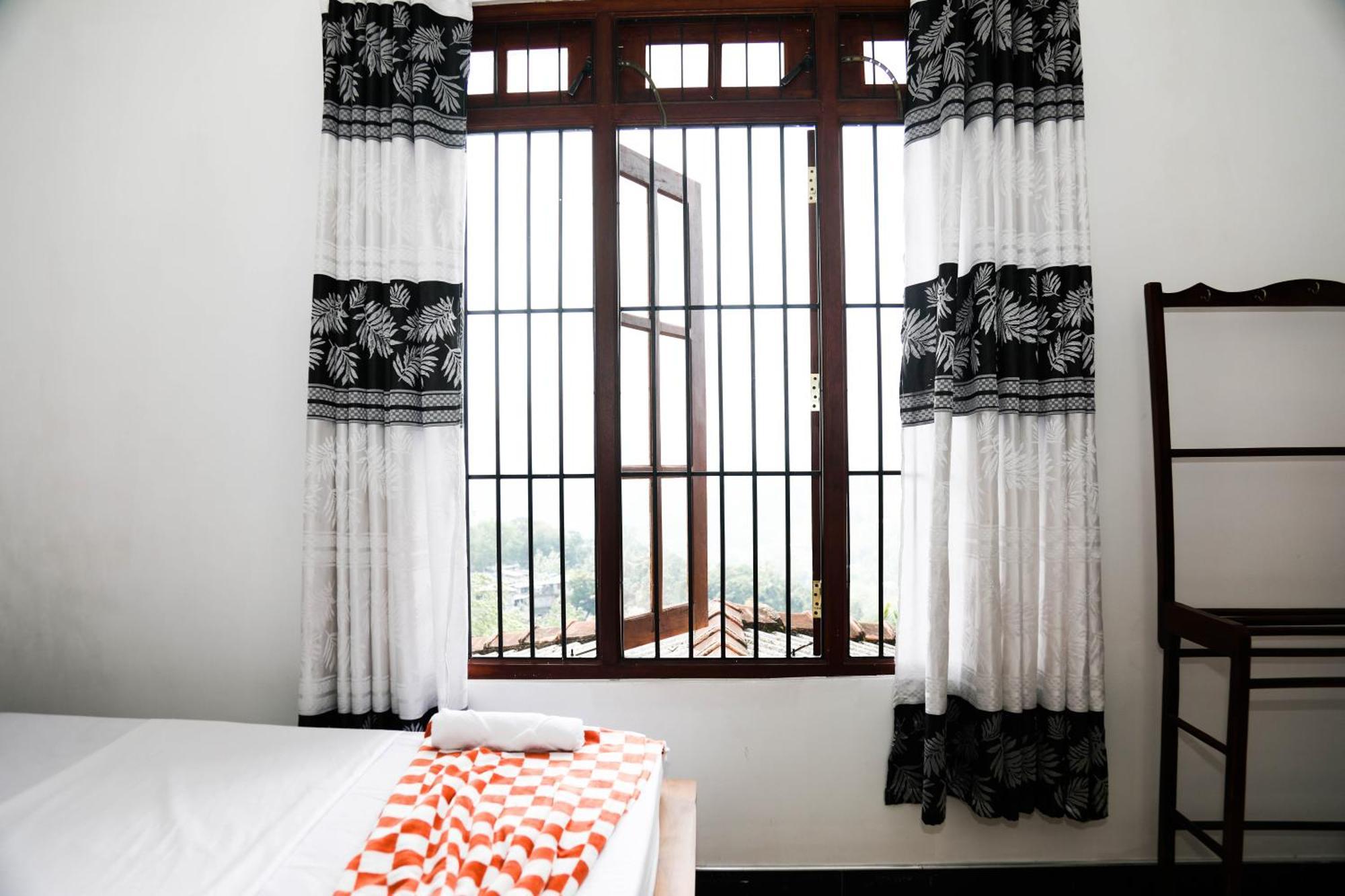 Mountain Bliss Villa Peradeniya Luaran gambar